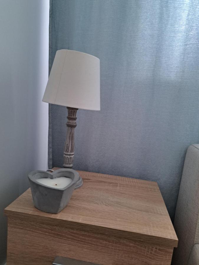 オラデアApartament Onestilorアパートメント エクステリア 写真