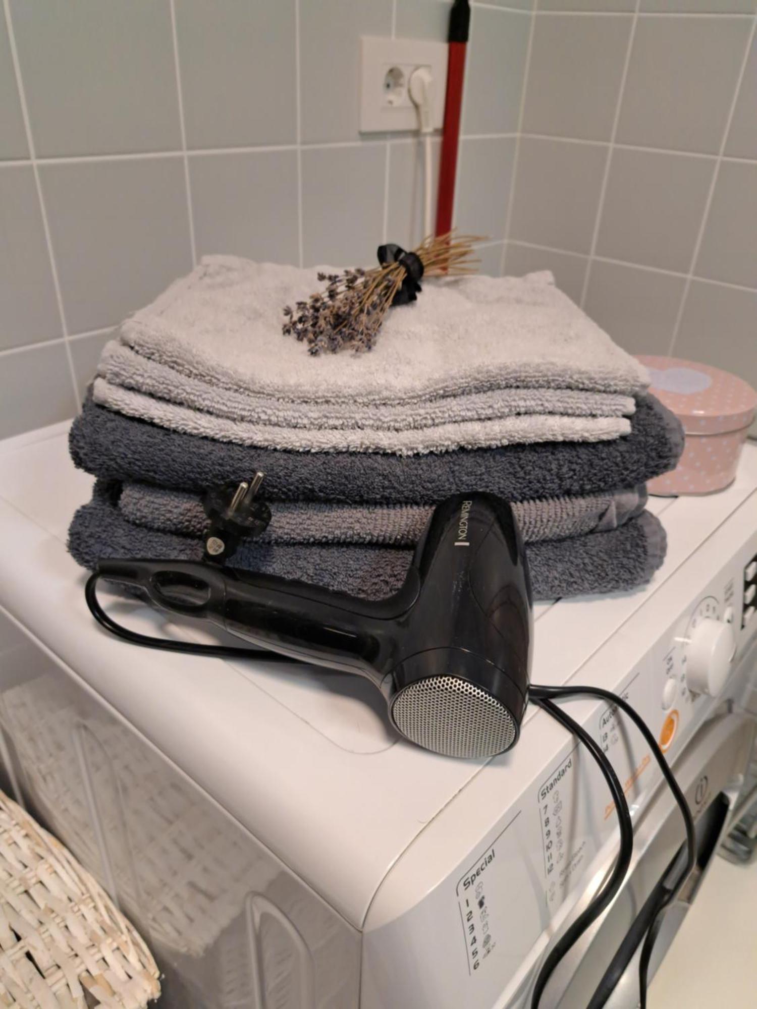 オラデアApartament Onestilorアパートメント エクステリア 写真